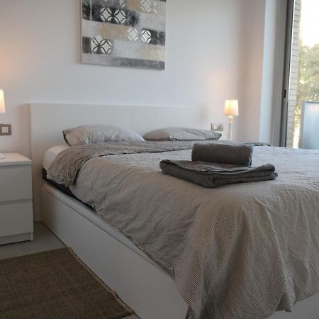 Magnificent Apartment Close To The Beach Sant Adria de Besos Exterior foto
