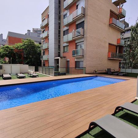 Magnificent Apartment Close To The Beach Sant Adria de Besos Exterior foto