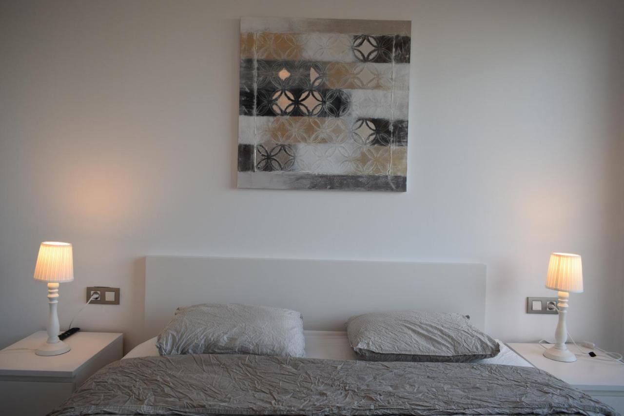 Magnificent Apartment Close To The Beach Sant Adria de Besos Exterior foto
